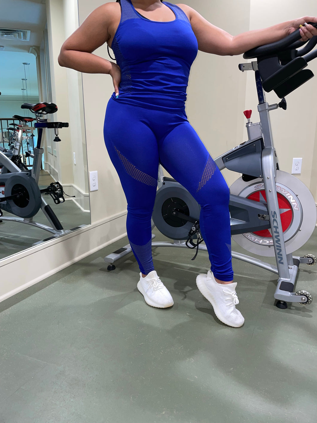Women's Blue Yoga Fitness Set - Sports Bra and Leggings